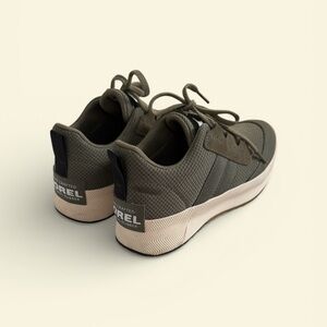 Sorel Women’s out and about III‎ Low sneaker stone green sea salt size 7